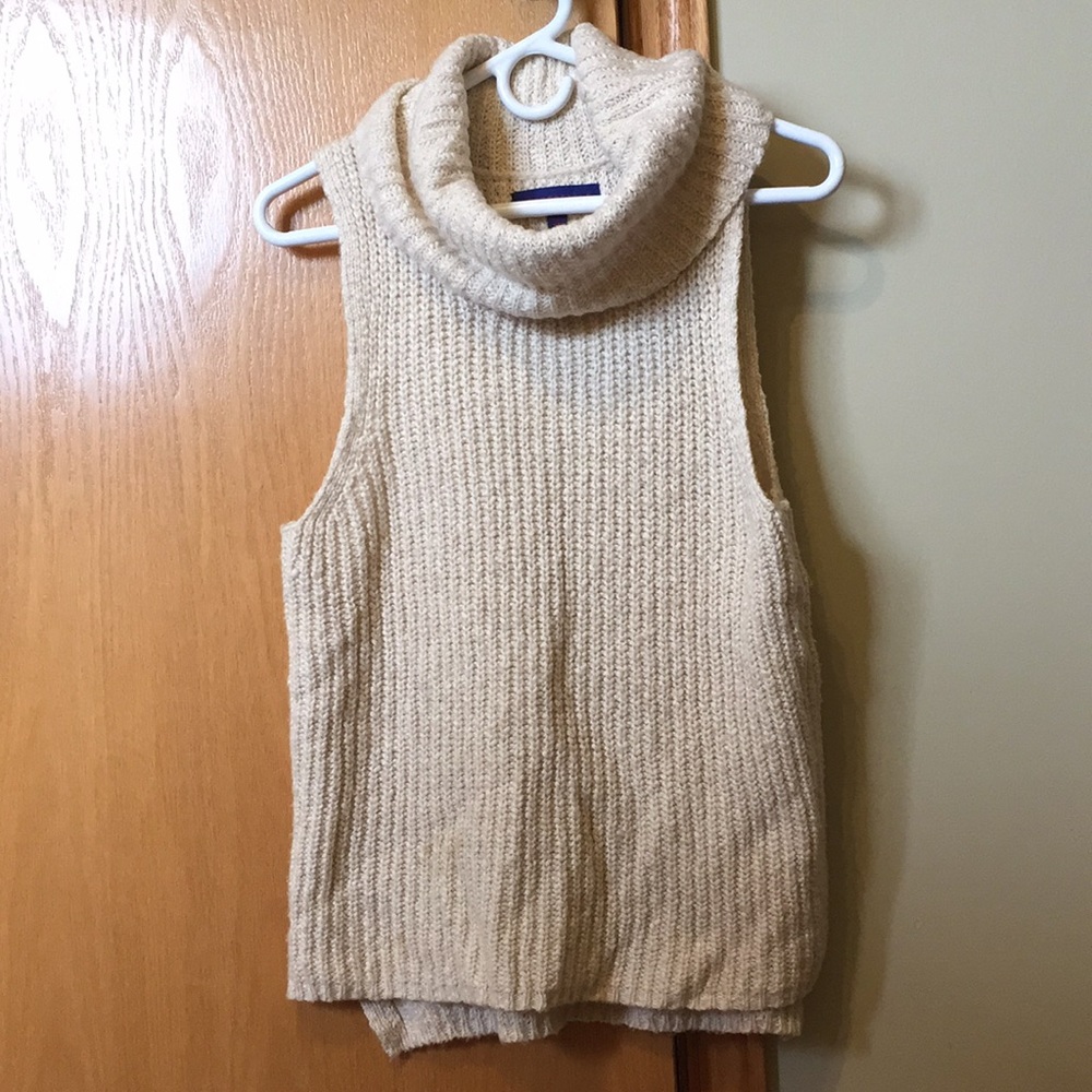 Cream Sweater tank from Aéro